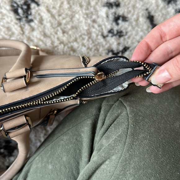 Tan leather tote - Picture 4 of 5